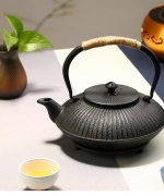 日本獨特設計手工鑄鐵壺